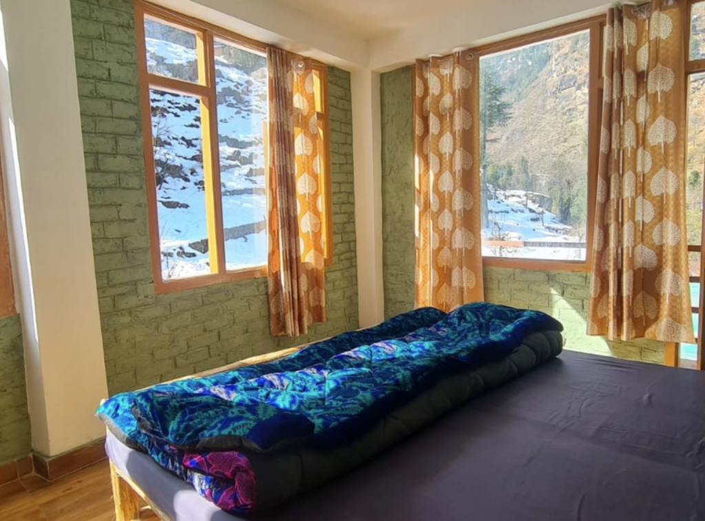Sigirya Old Manali AirBnb Hostel